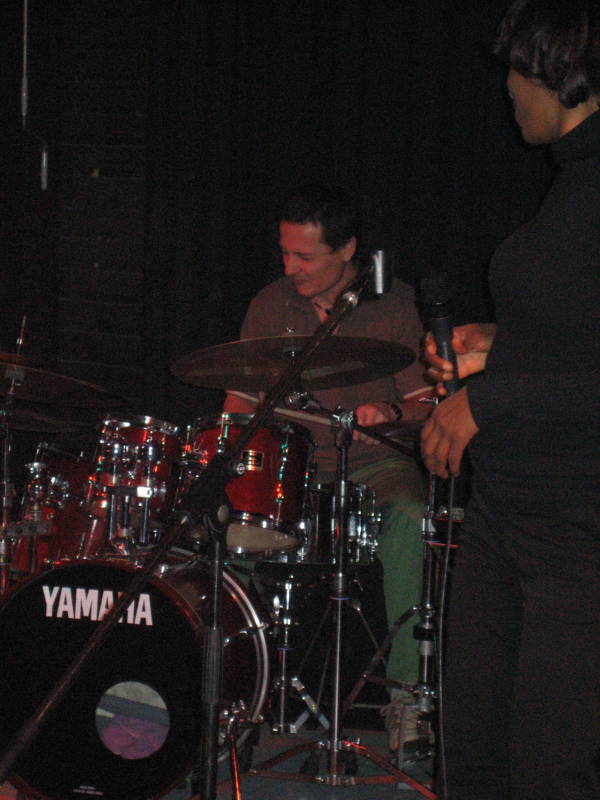 Jazz drums musician Peter Ajtay from Erlangen, Franconia. Soft modern sound that crosses the spectrum of jazz styles.